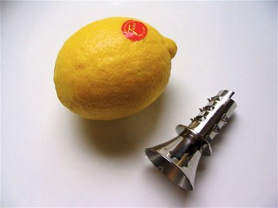 L'extracteur de jus de citron L'extracteur de jus de citron